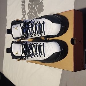 Air Jordan retro 12 "Royalty" sz 12